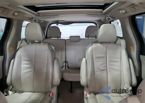 2012 Toyota Sienna Xle z USA, uszkodzony, nr VIN 5TDDK3DC5CS047009